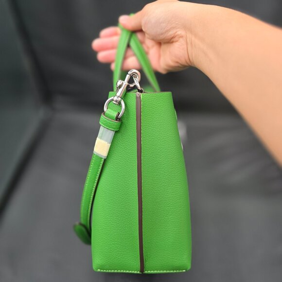 Coach Mollie Tote Bag 25 CV966 Kelly Green - Picture 4 of 10